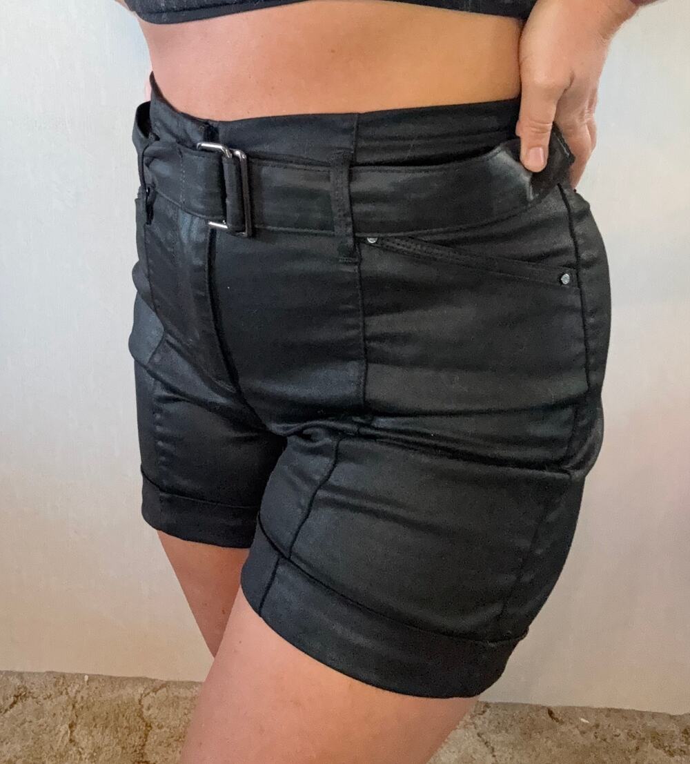 White House Black Market Coated Black Belted Shorts Size 2
